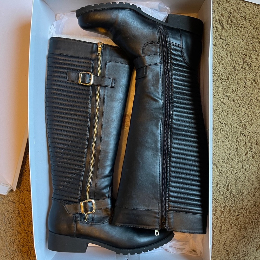 Steve Madden Quincy Black Knee-High Riding Boots